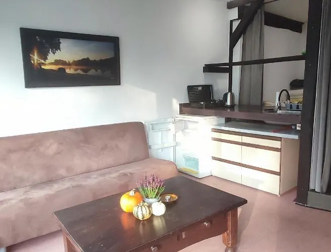 农家乐 & Przystan Marina - Agrokeya Chorzepowo