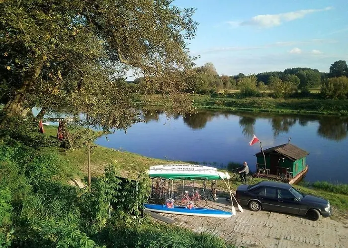 & Przystan Marina - Agrokeya Chorzepowo 谢拉库夫